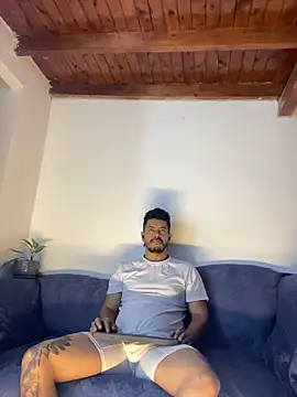 Snapshot of AndresSmith__ chatting on 02/07/26, 07:34 AndresSmith online show from 02/07/26, 07:34