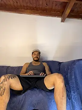 Snapshot of AndresSmith__ chatting on 02/16/26, 08:32 AndresSmith online show from 02/16/26, 08:32