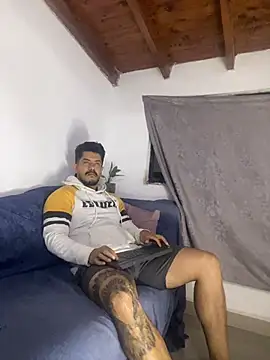 Snapshot of AndresSmith__ chatting on 03/31/26, 08:26 AndresSmith online show from 03/31/26, 08:26