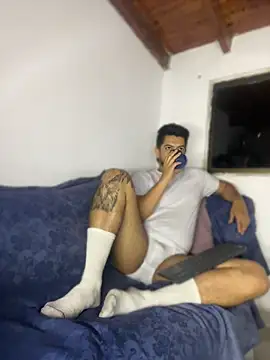 Snapshot of AndresSmith__ chatting on 04/09/26, 08:20 AndresSmith online show from 04/09/26, 08:20