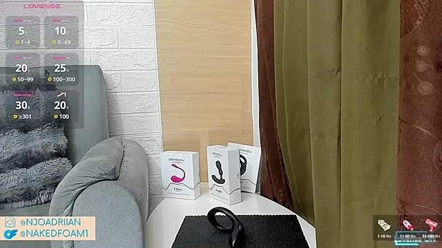 Snapshot of nakedfoam1 chatting on 02/27/25, 01:16 nakedfoam1 online show from 02/27/25, 01:16