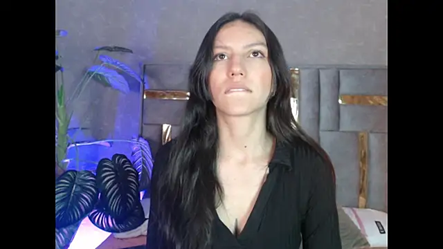 Bianca ks online show from 11/11/25, 03:06