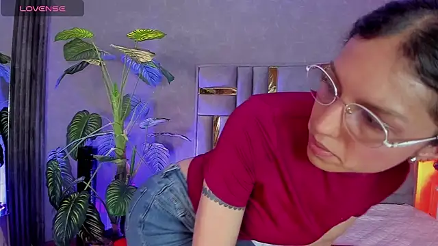 Snapshot of Bianca_ks chatting on 04/11/26, 07:56 Bianca ks online show from 04/11/26, 07:56