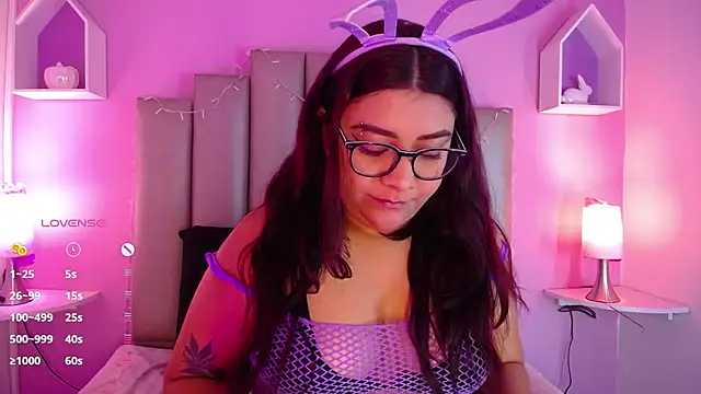 MeghanBurn online show from 03/21/25, 01:56