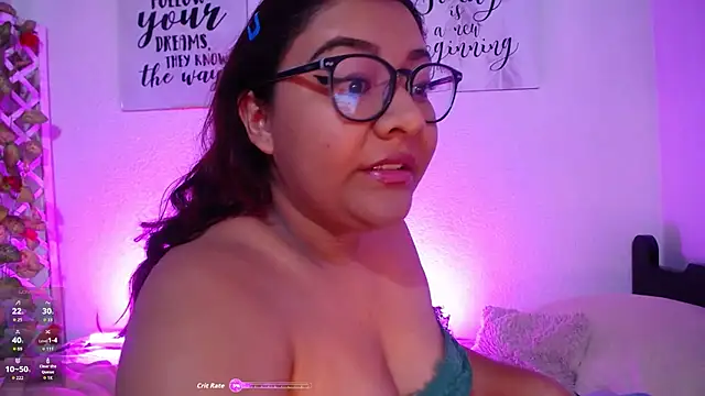 Snapshot of MeghanBurn chatting on 07/12/26, 12:51 MeghanBurn online show from 07/12/26, 12:51
