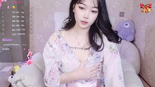 small bell online show from 02/10/25, 12:08