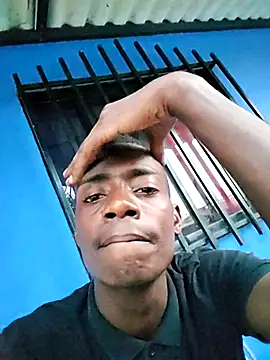 Snapshot of BeetledFlouter12 chatting on 10/10/25, 10:53 BeetledFlouter12 online show from 10/10/25, 10:53