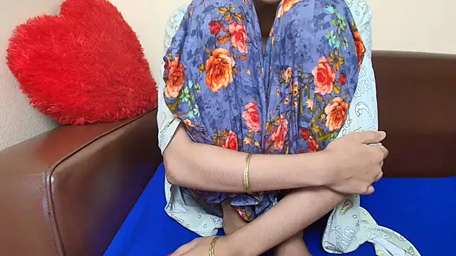 Srabontii online show from 11/09/25, 09:51