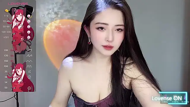 Snapshot of Alice-821 chatting on 01/14/25, 05:23 Alice-821 online show from 01/14/25, 05:23