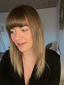 Milla  one online show from 01/07/25, 07:42