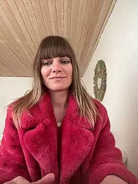 Milla  one online show from 02/03/25, 12:57