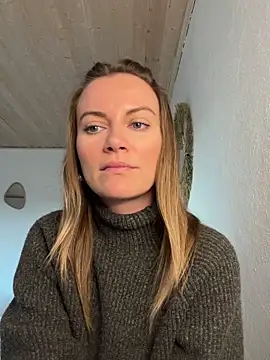 Milla  one online show from 03/04/25, 04:30