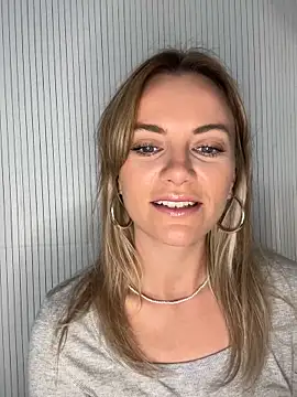 Milla  one online show from 09/16/25, 06:47