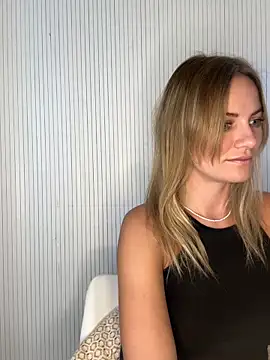 Milla  one online show from 11/06/25, 10:38