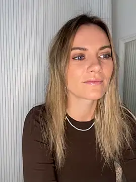 Milla  one online show from 11/11/25, 09:53