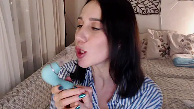 Snapshot of pepper_milf chatting on 12/14/24, 07:03 pepper milf online show from 12/14/24, 07:03