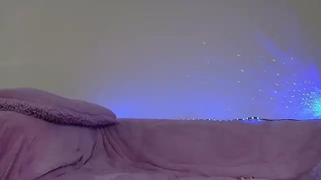 Snapshot of Denny_Brenda chatting on 02/18/25, 11:00 Denny Brenda online show from 02/18/25, 11:00