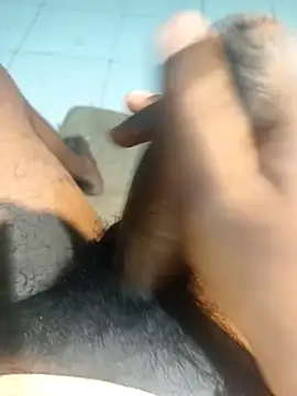 Snapshot of Olivia511 chatting on 12/29/24, 01:28 Olivia511 online show from 12/29/24, 01:28