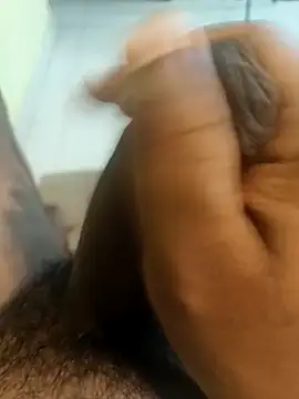 Snapshot of Olivia511 chatting on 01/01/25, 03:14 Olivia511 online show from 01/01/25, 03:14