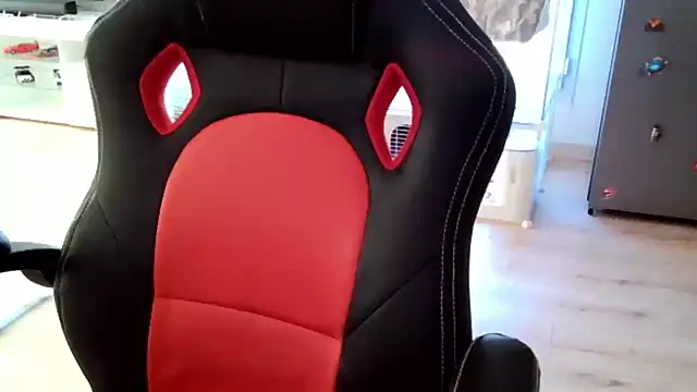 ElViko11 online show from 11/18/25, 02:43