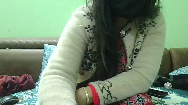 Snapshot of couplesuni chatting on 01/03/25, 03:16 couplesuni online show from 01/03/25, 03:16