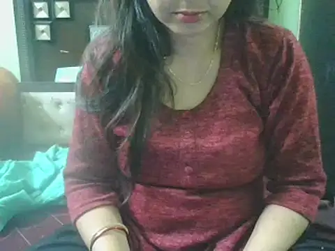 Snapshot of couplesuni chatting on 02/15/25, 03:42 couplesuni online show from 02/15/25, 03:42