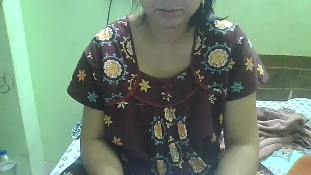 Snapshot of couplesuni chatting on 11/09/25, 09:51 couplesuni online show from 11/09/25, 09:51