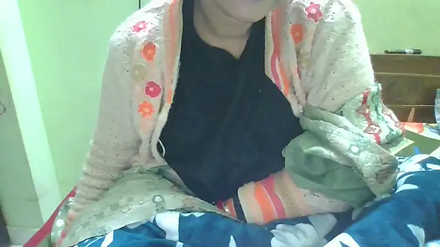 couplesuni online show from 01/11/26, 05:23