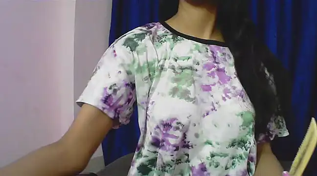 Snapshot of Cute_Sanna chatting on 01/25/25, 04:57 Cute Sanna online show from 01/25/25, 04:57