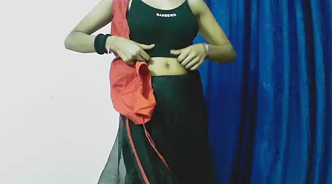 Snapshot of Cute_Sanna chatting on 02/17/25, 04:59 Cute Sanna online show from 02/17/25, 04:59