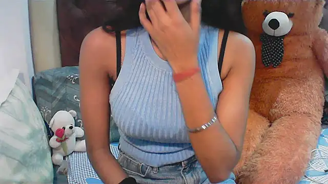 Snapshot of Cute_Sanna chatting on 03/06/25, 04:38 Cute Sanna online show from 03/06/25, 04:38