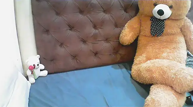 Snapshot of Cute_Sanna chatting on 03/20/25, 08:19 Cute Sanna online show from 03/20/25, 08:19