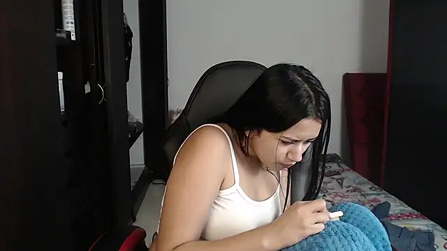 kayla k18 online show from 02/22/25, 11:24