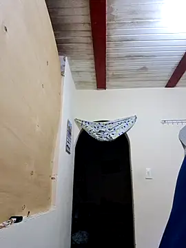 Zaralu  online show from 11/06/25, 12:17