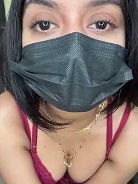 Snapshot of Aakanshaa__ chatting on 11/23/25, 02:44 Aakanshaa online show from 11/23/25, 02:44