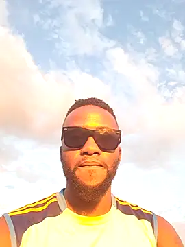 bull Giant online show from 02/01/25, 04:54