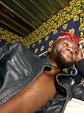 bull Giant online show from 02/11/25, 01:52