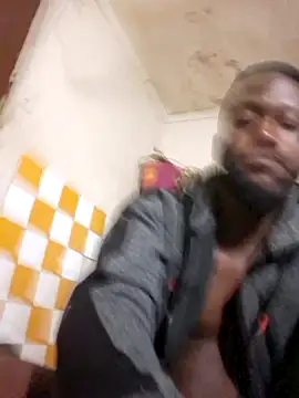 bull Giant online show from 03/04/25, 12:29