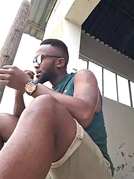 bull Giant online show from 09/27/25, 01:49