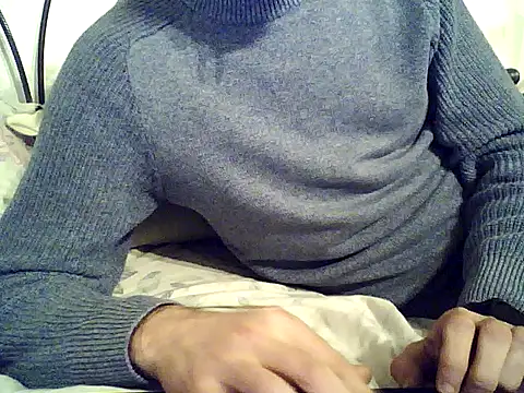 Snapshot of Tutto_tuox chatting on 02/06/26, 07:45 Tutto tuox online show from 02/06/26, 07:45