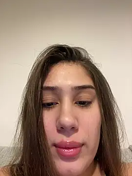 Snapshot of Vivian_Jafer chatting on 12/11/24, 09:12 Vivian Jafer online show from 12/11/24, 09:12