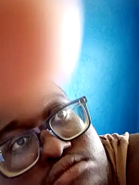 Snapshot of Jeanlaurent972 chatting on 09/21/25, 06:31 Jeanlaurent972 online show from 09/21/25, 06:31