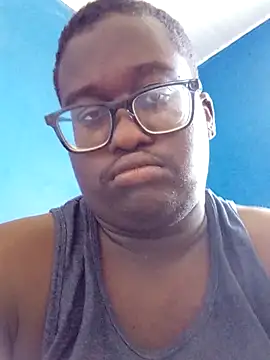 Snapshot of Jeanlaurent972 chatting on 10/04/25, 03:43 Jeanlaurent972 online show from 10/04/25, 03:43