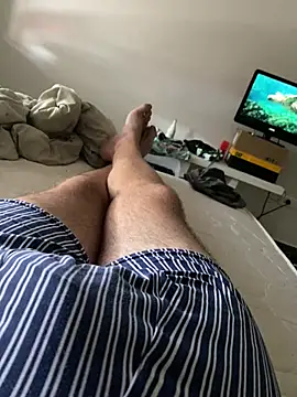 Julian 23312 online show from 02/02/26, 05:11