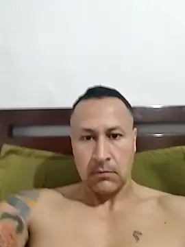 Snapshot of michaelGmathxxx chatting on 12/06/24, 04:58 michaelGmathxxx online show from 12/06/24, 04:58