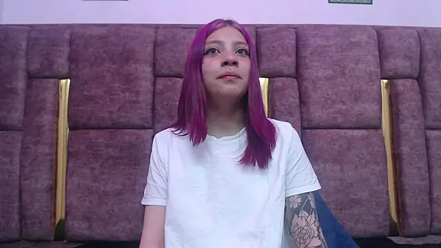 Snapshot of HORNET_ chatting on 12/11/24, 05:53 HORNET  online show from 12/11/24, 05:53