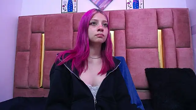 Snapshot of HORNET_ chatting on 12/31/24, 06:05 HORNET  online show from 12/31/24, 06:05