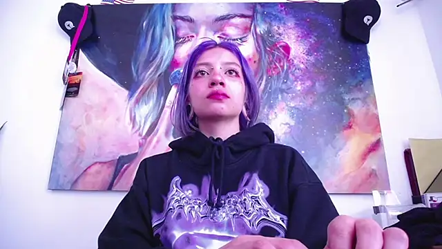 Snapshot of HORNET_ chatting on 01/30/25, 01:10 HORNET  online show from 01/30/25, 01:10