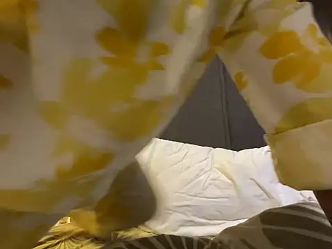 Snapshot of MaYaa__11 chatting on 03/11/25, 05:02 MaYaa 11 online show from 03/11/25, 05:02