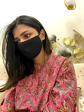 Snapshot of MaYaa__11 chatting on 11/24/25, 06:57 MaYaa 11 online show from 11/24/25, 06:57